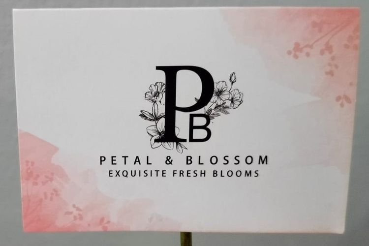 Petal & Blossom Gift Card - Provide greeting massage on gift card - Complimentary