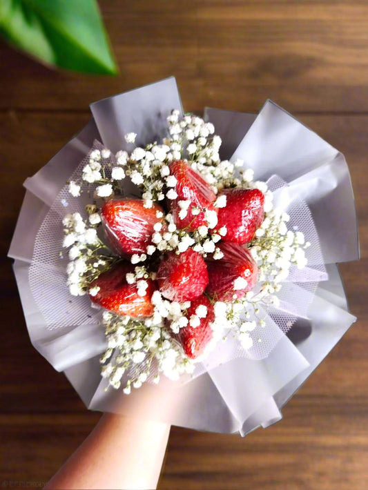 Strawberry Lover Flower Bouquet Petal & Blossom